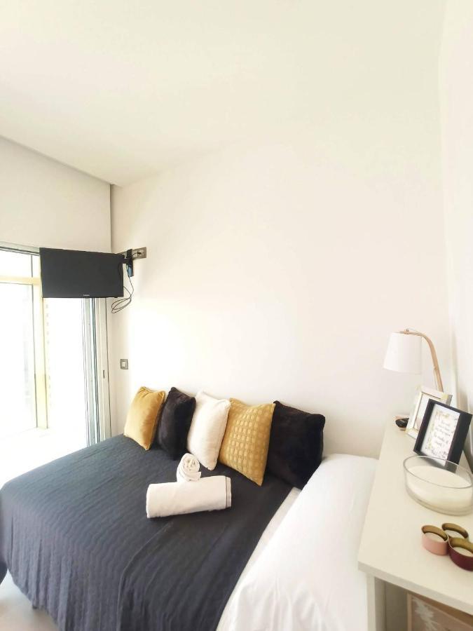 Intempo Benidorm Apartment Luaran gambar