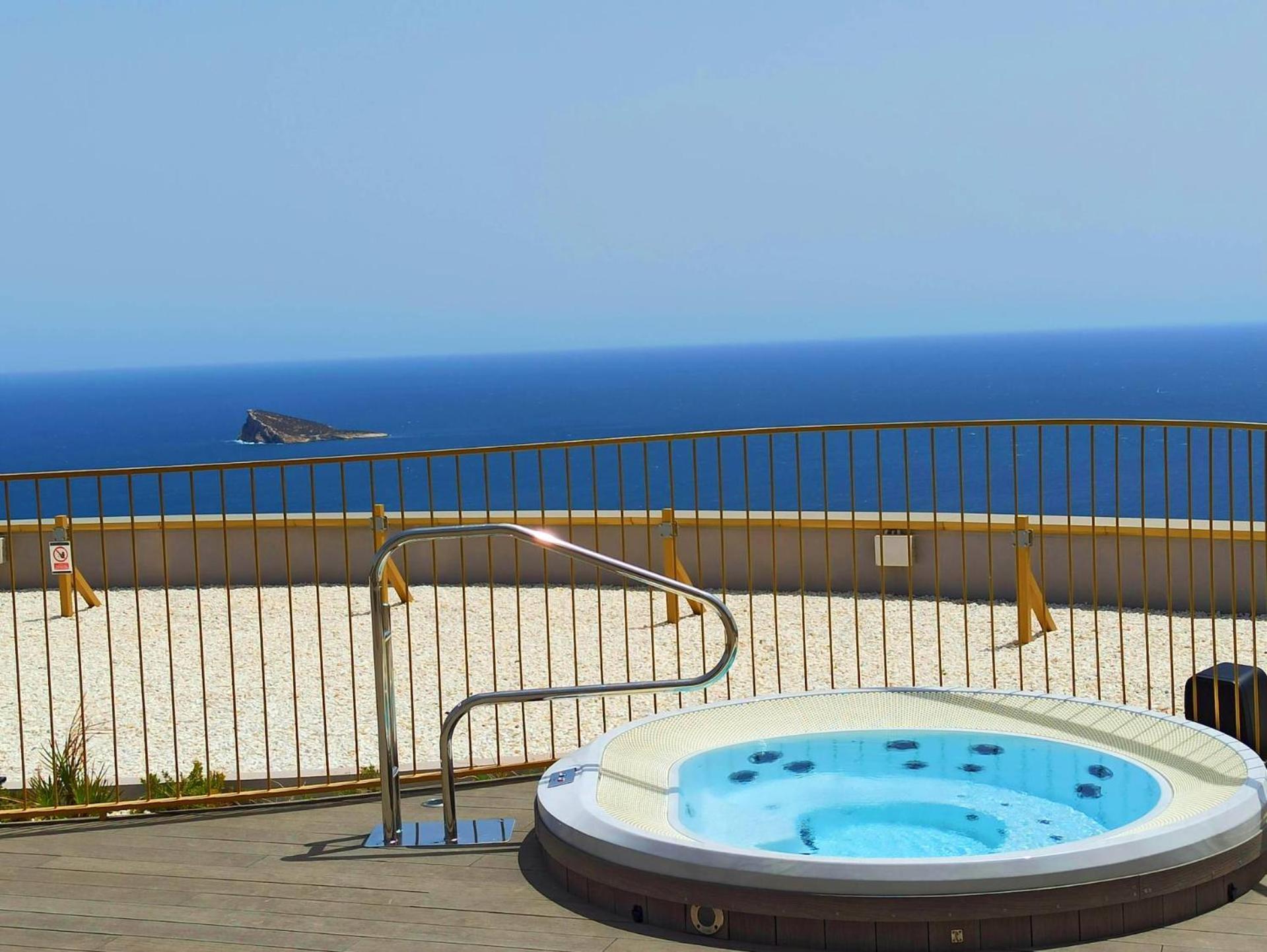Intempo Benidorm Apartment Luaran gambar